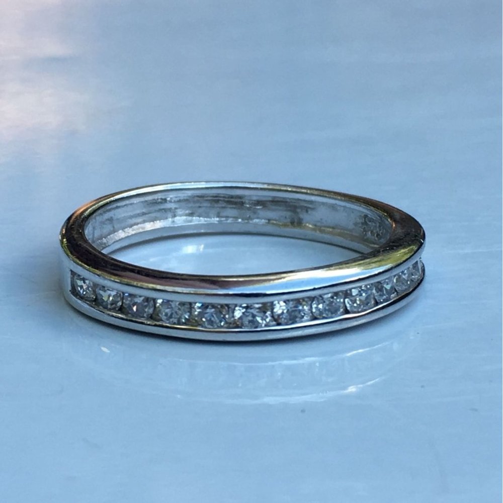 Sterling Silver Ring With Row of Cubic Zirconia Accents, Size 9 1/4 - Picture 5 of 9